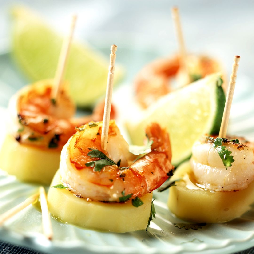 Canapés con patata cocida: fáciles, vistosos y con el ingrediente más versátil