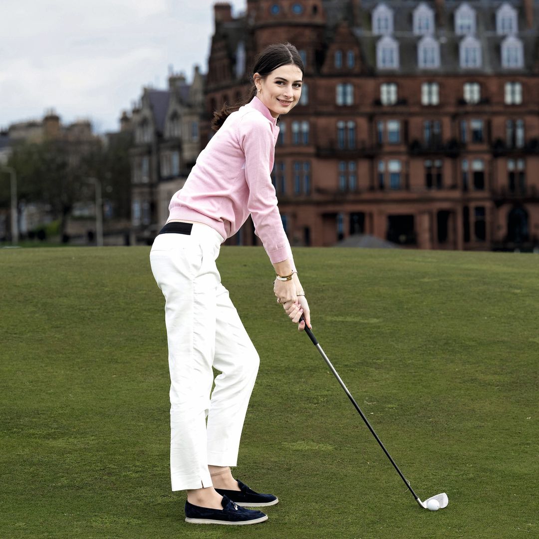 La princesa Eulalia de Orléans-Borbón nos cuenta cómo es su vida universitaria en St. Andrews: "Me parece fascinante observar cómo los mercados y los precios reaccionan"