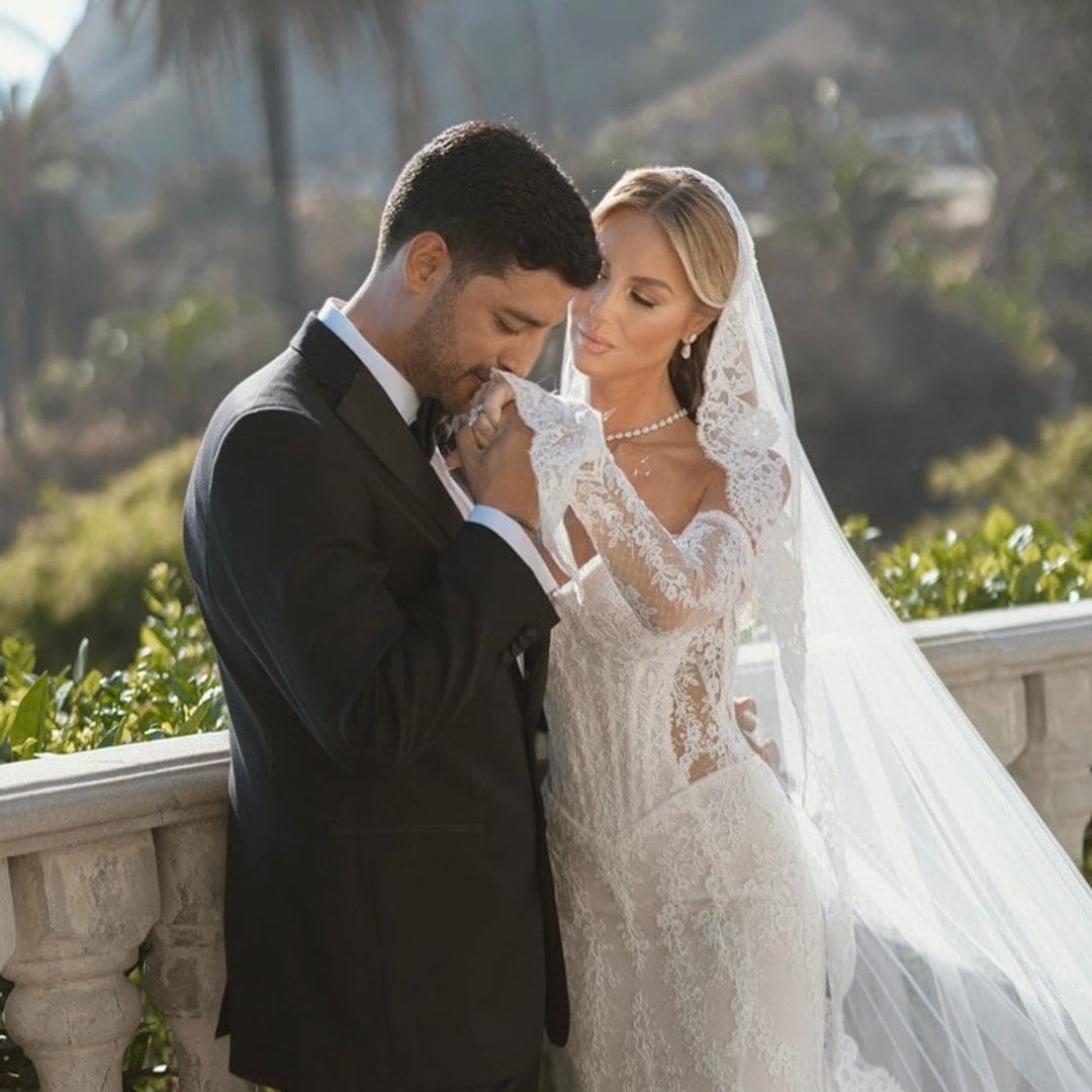 Carlos Vela y Saioa Cañibano renuevan sus votos a los grande, con una espectacular boda en California