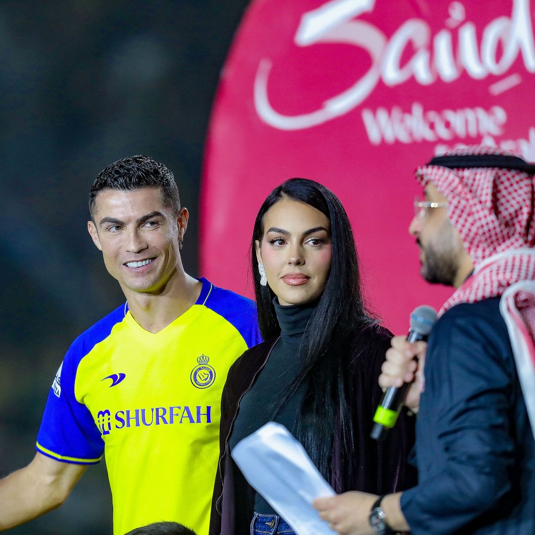 Cristiano Ronaldo vuelve al trabajo tres días después de su boda con Georgina y sorprende con un cambio de look