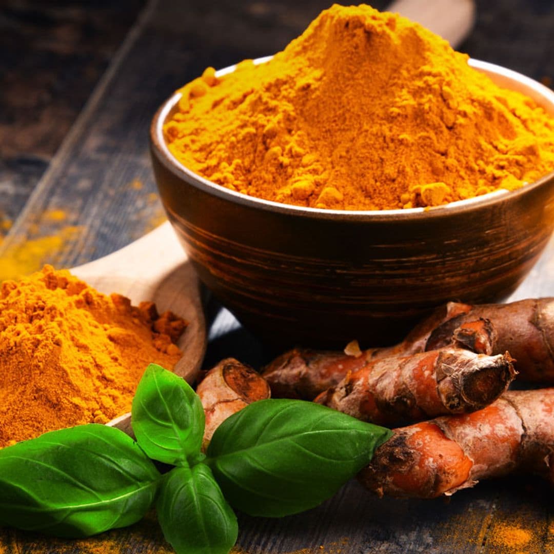 ¿Conoces estos remedios caseros con cúrcuma?