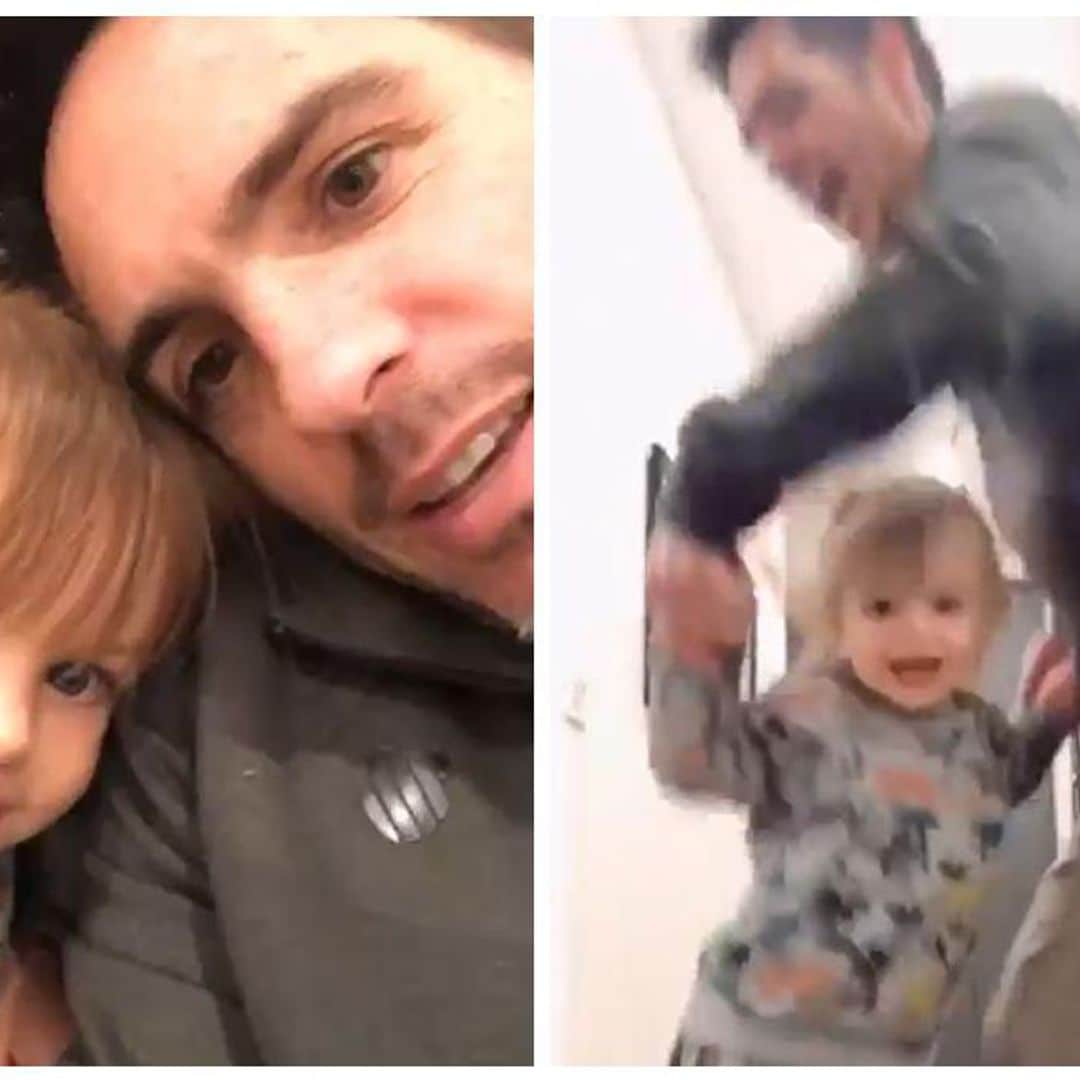 Kailani, la hija de Aislinn y Mauricio Ochmann, se divierte como nunca con papá en casa