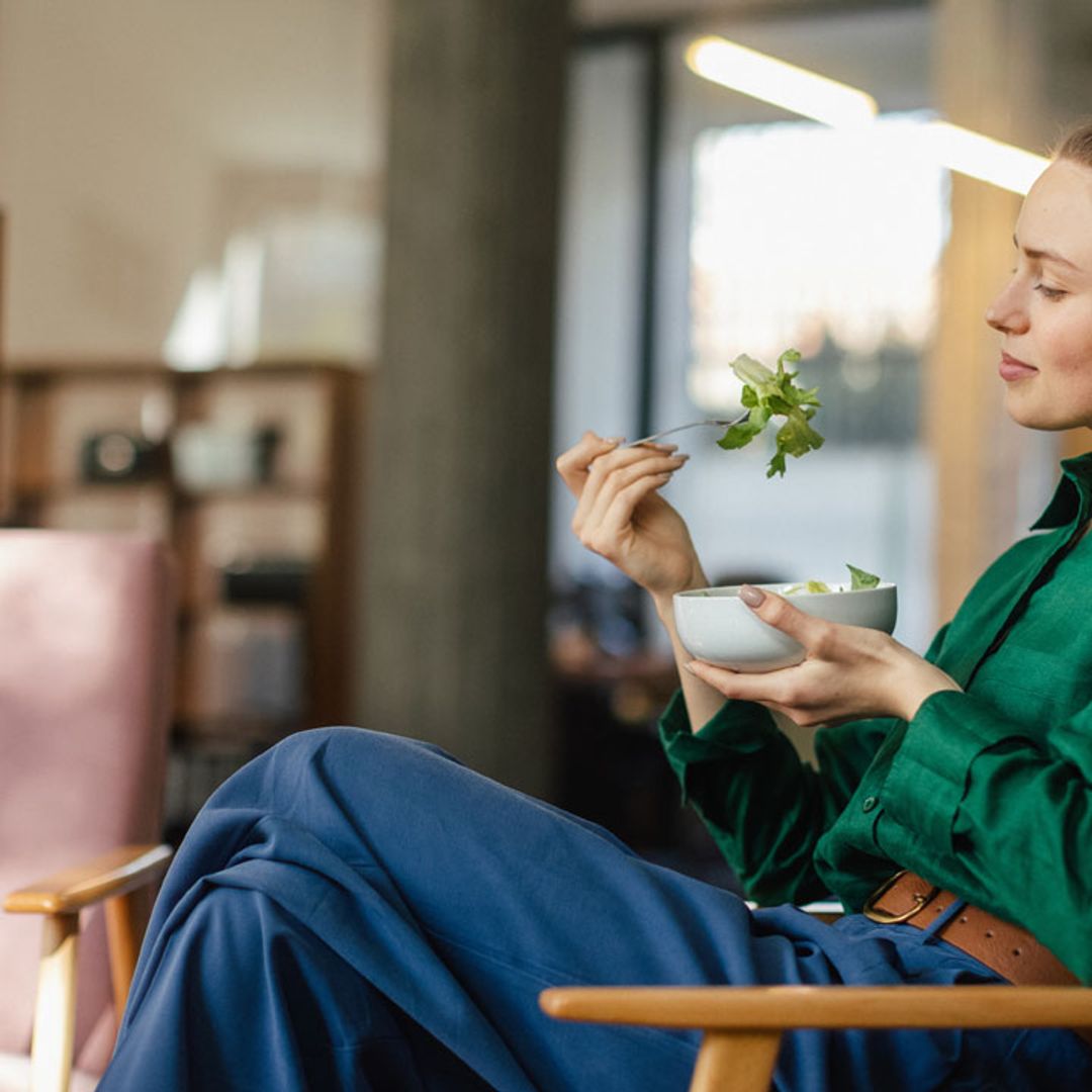 ¿Se puede comer sano en la oficina? Estas son las claves según los nutricionistas
