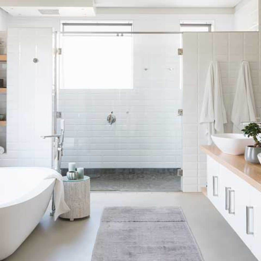 Ideas 'low-cost' para darle un toque de estilo a tu cuarto de baño