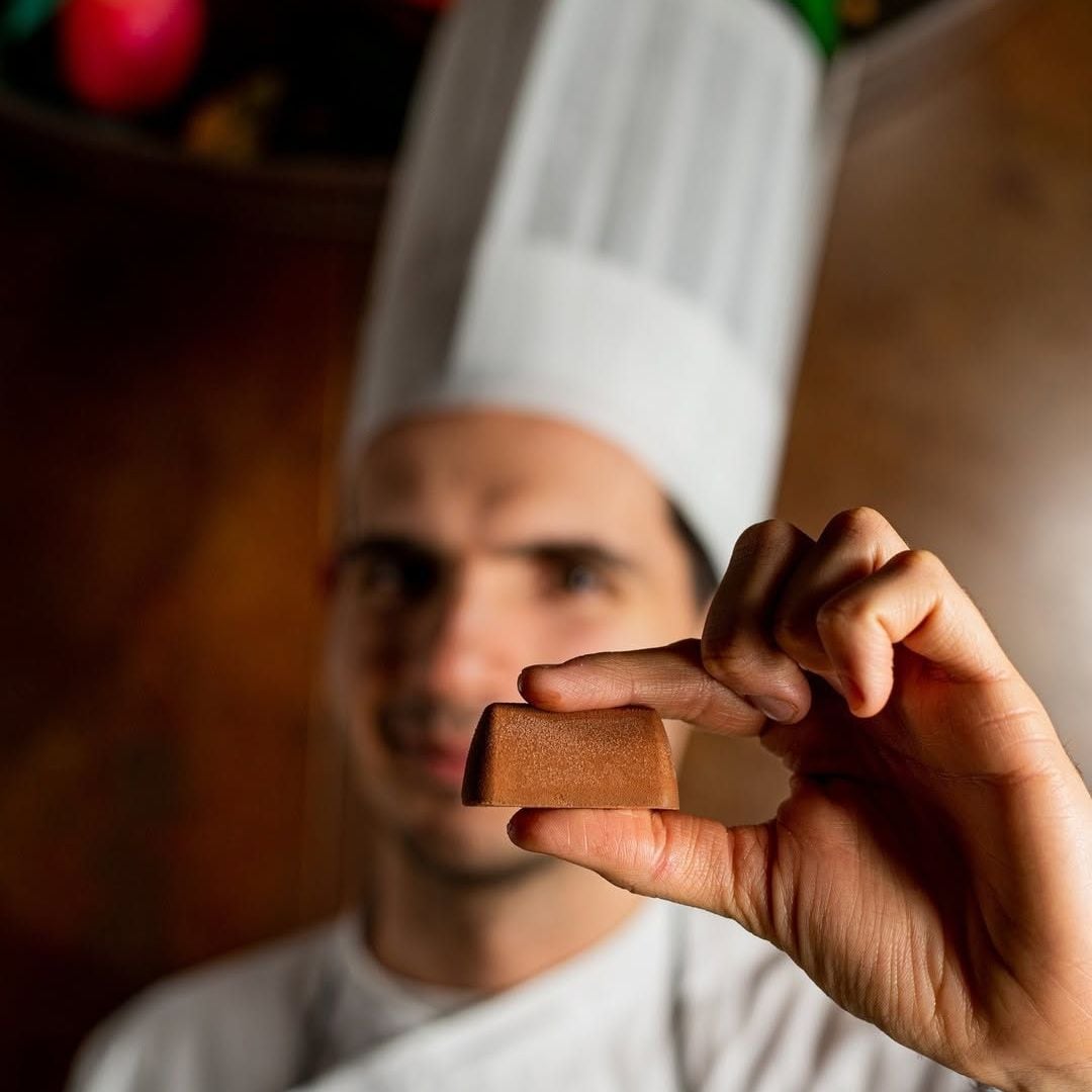 Gianduiotto, un bombón con forma de lingote, inventado en Turín, Italia