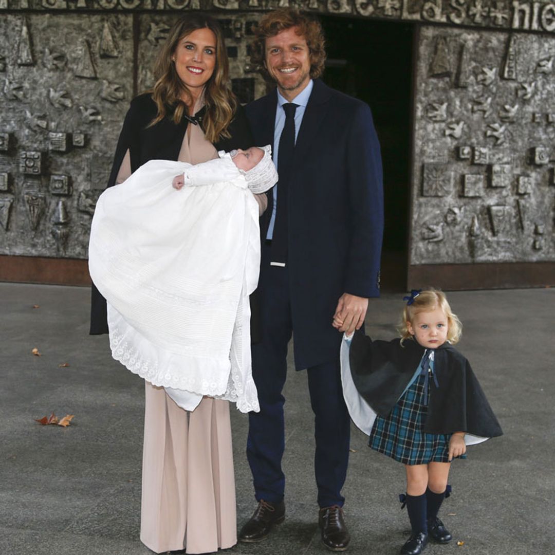 Exclusiva: Álvaro de la Lama y Emilia Alfaro bautizan a su hijo Santi