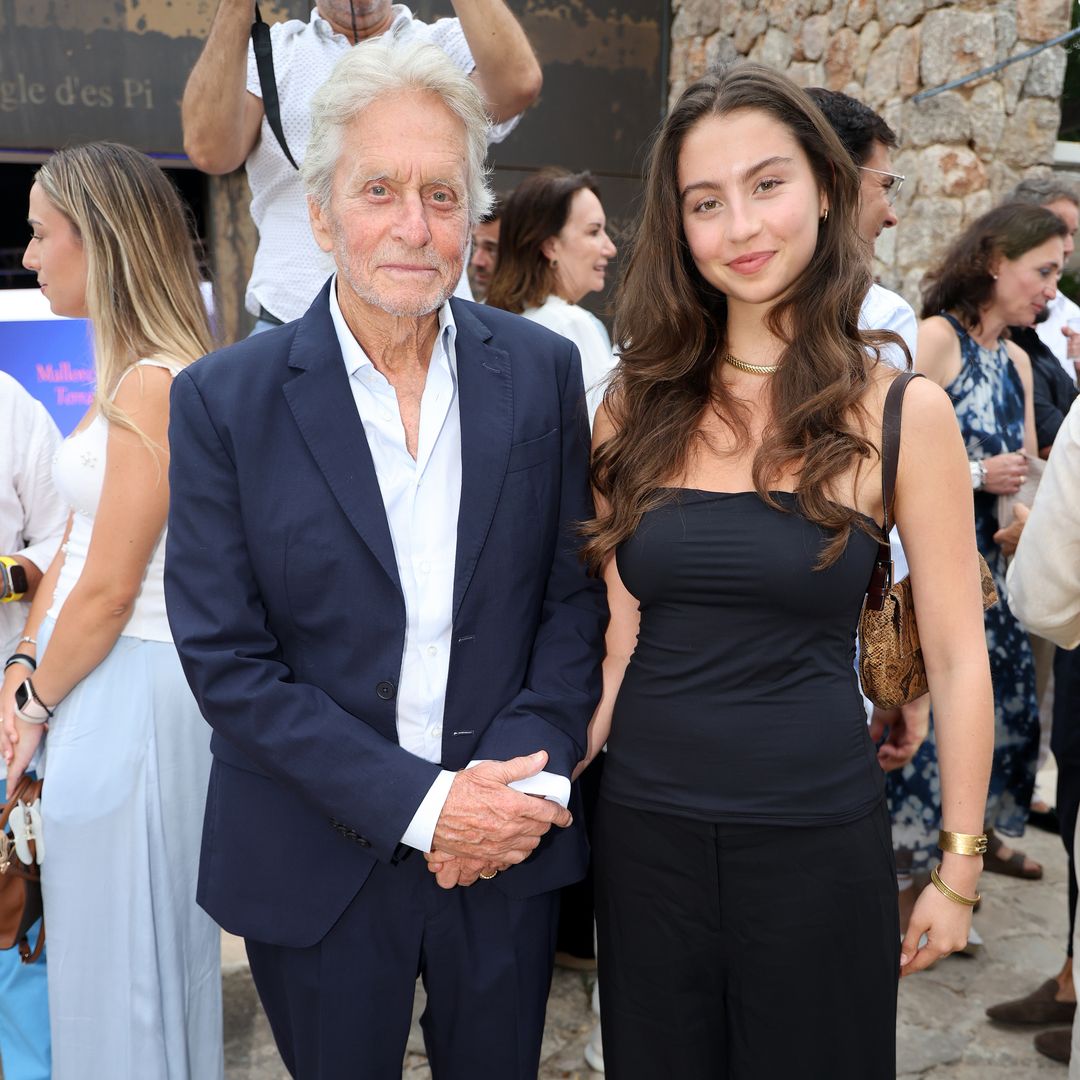 Carys, hija de Michael Douglas y Catherine Zeta-Jones, sorprende hablando español: "Todos mis recuerdos favoritos están en Mallorca"