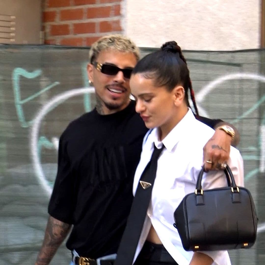 Rosalía y Rauw Alejandro, dos enamorados de paseo, compras y ¡selfies! por las calles de Madrid