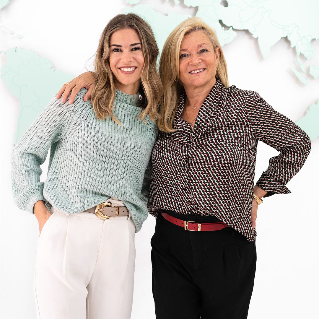 Un entrañable retrato de Elena Pérez y su hija, María Hernández-Alcalá
