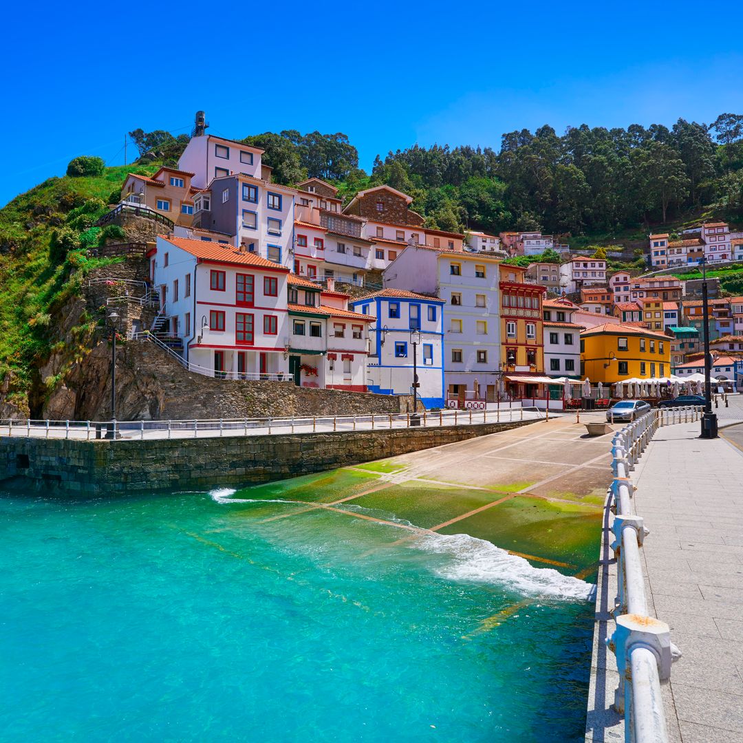 Panorámica de la villa asturiana de Cudillero, una de las más bonitas de la zona