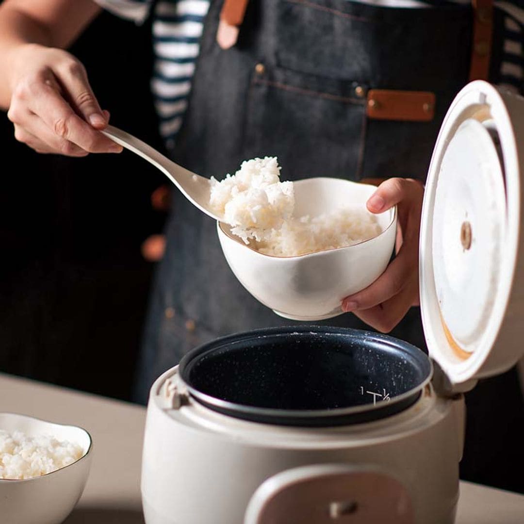 ¿Fan de la comida asiática? Consigue que el arroz quede en su punto sin esfuerzo con las mejores arroceras eléctricas