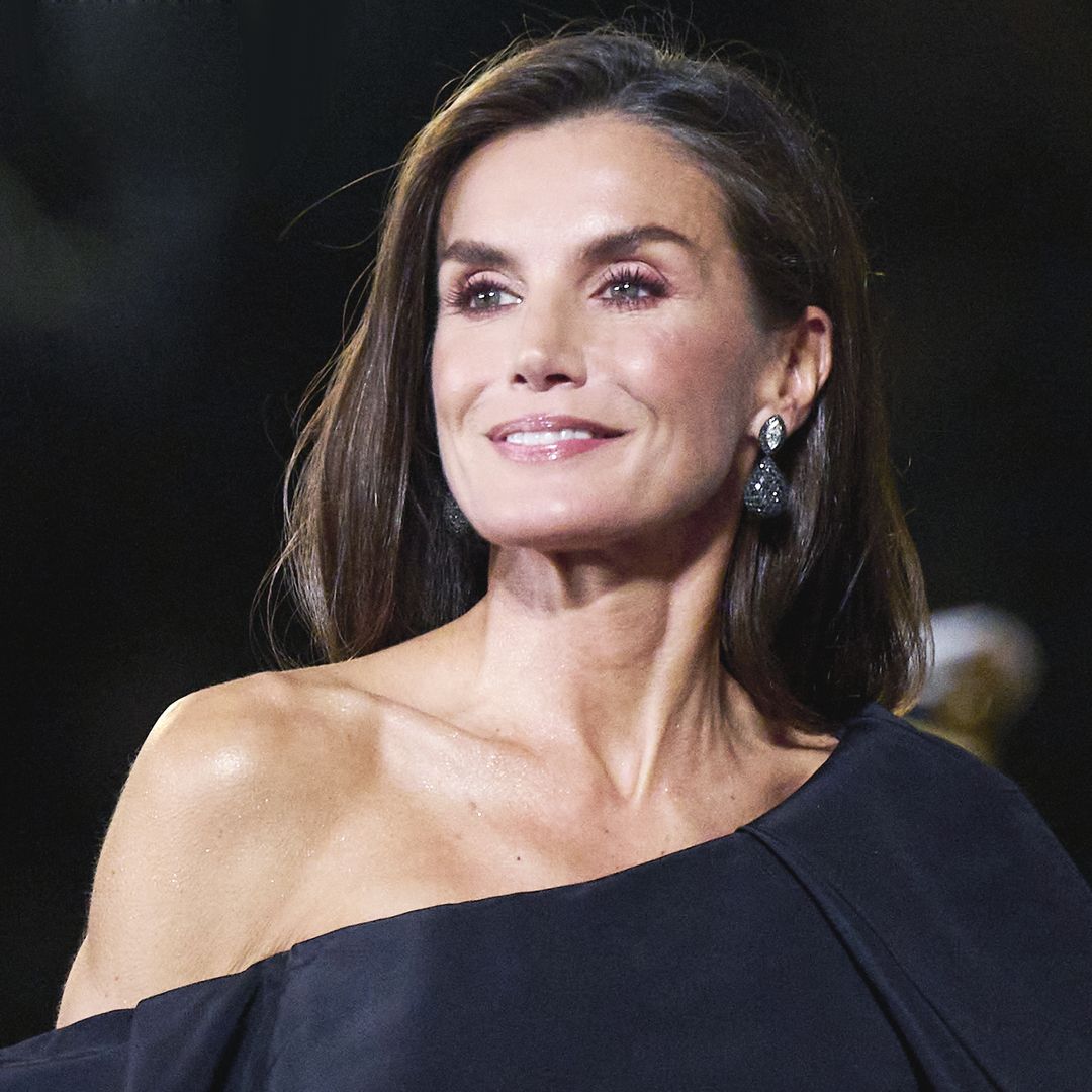 Así es como la reina Letizia mantiene bonito su pelo con canas según los expertos