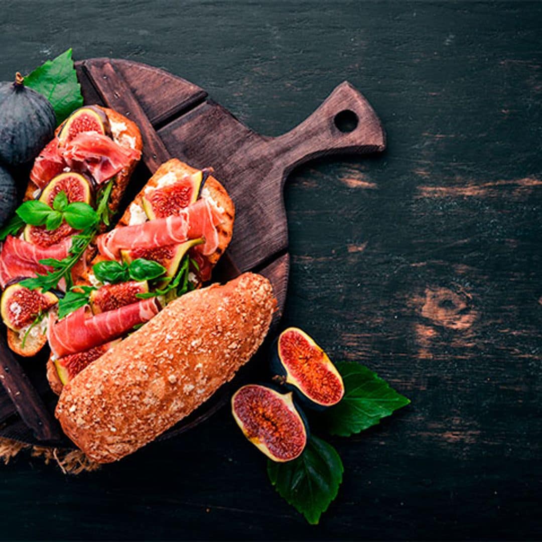 Pulga de jamón, higos y ricotta