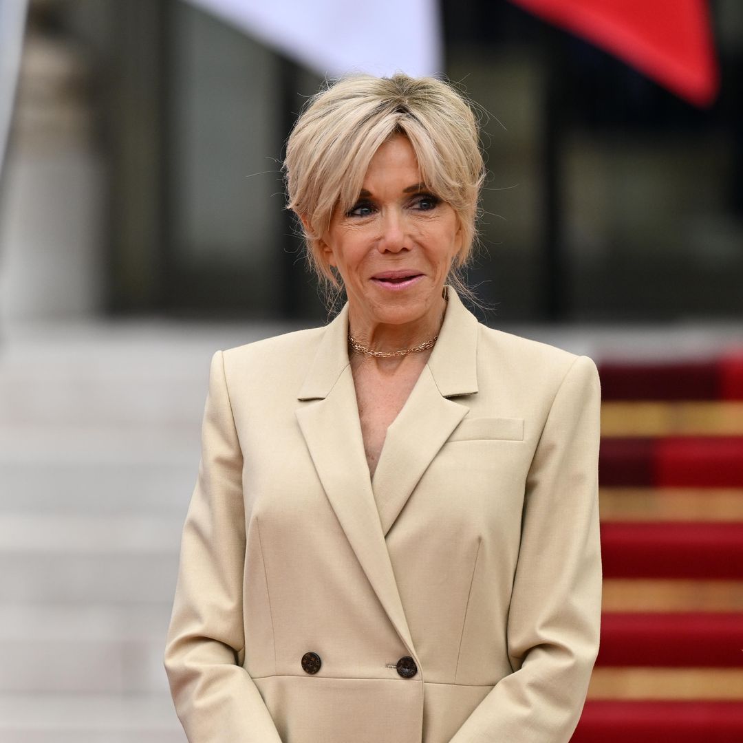 La elegancia francesa de Brigitte Macron, la primera dama anfitriona de los Juegos Olímpicos de París