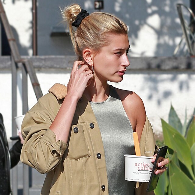 hailey baldwin vestido noche look dia 1t