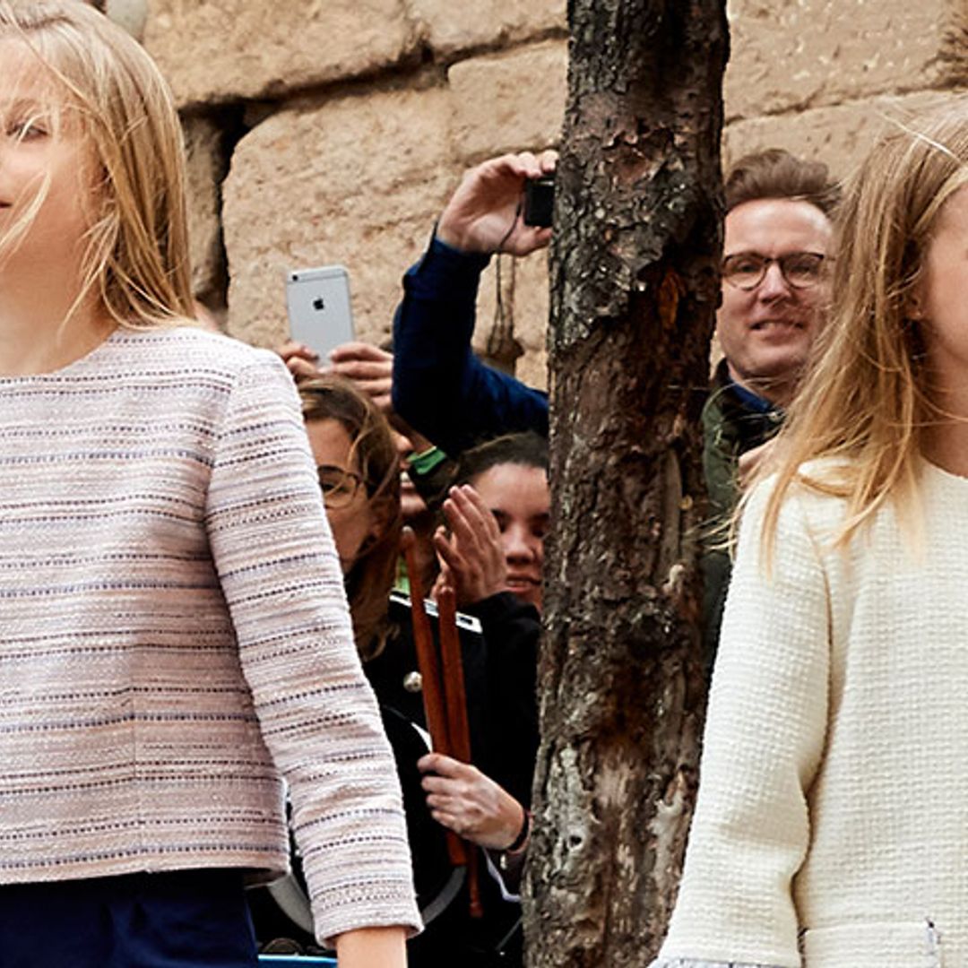 ¡Todo al 'tweed'! Leonor y Sofía vuelven a elegir el tejido preferido de las parisinas