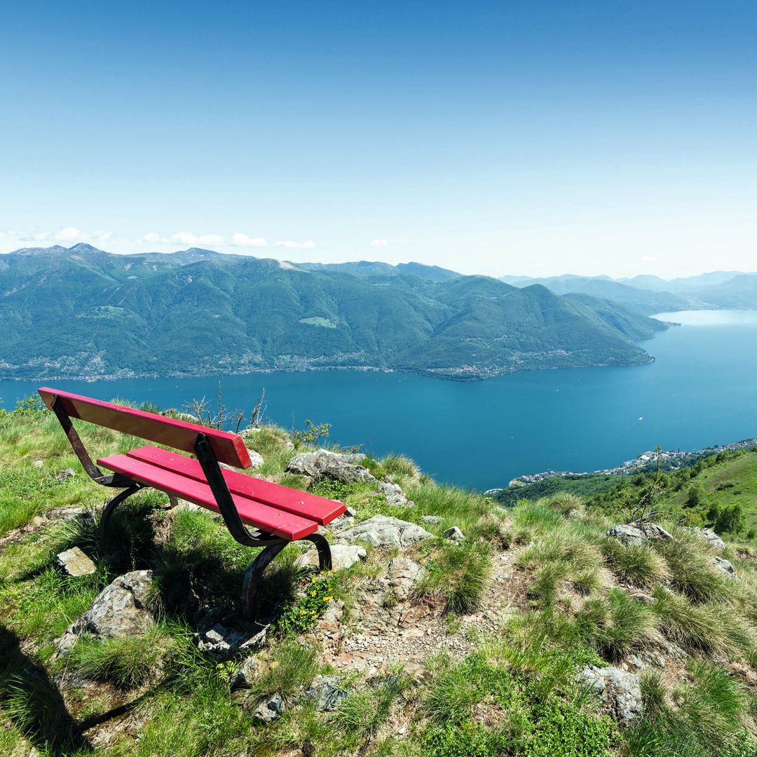 Banco del lago Maggiore, en Suiza