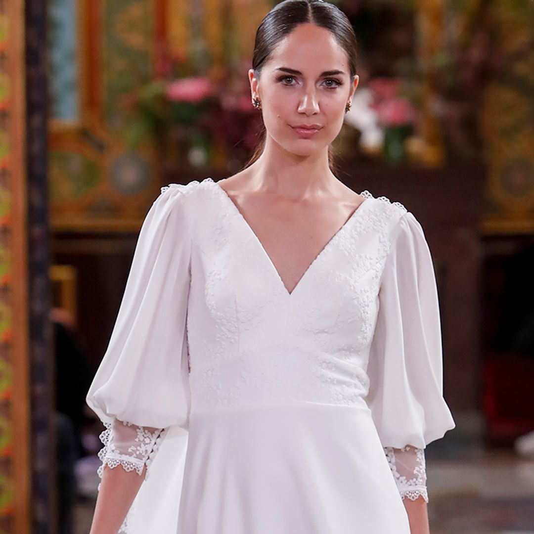 Las tendencias más favorecedoras para novias e invitadas vistas en Atelier Couture