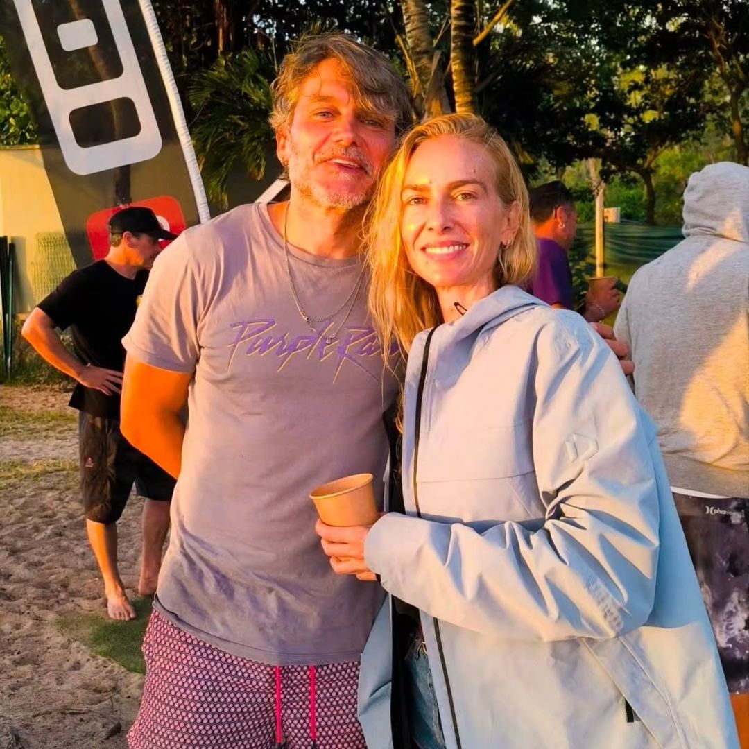 Kira Miró y Salva Reina, cinco años de amor y unas vacaciones de ensueño: de isla Mauricio a Pizarra, el pueblo natal del actor