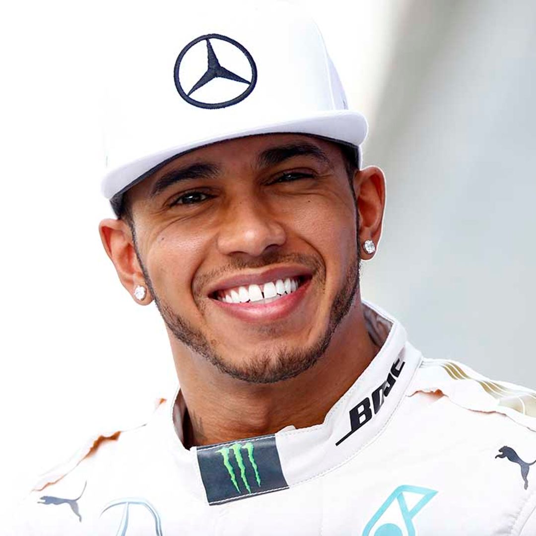Lewis Hamilton inaugura su primer restaurante de hamburguesas veganas