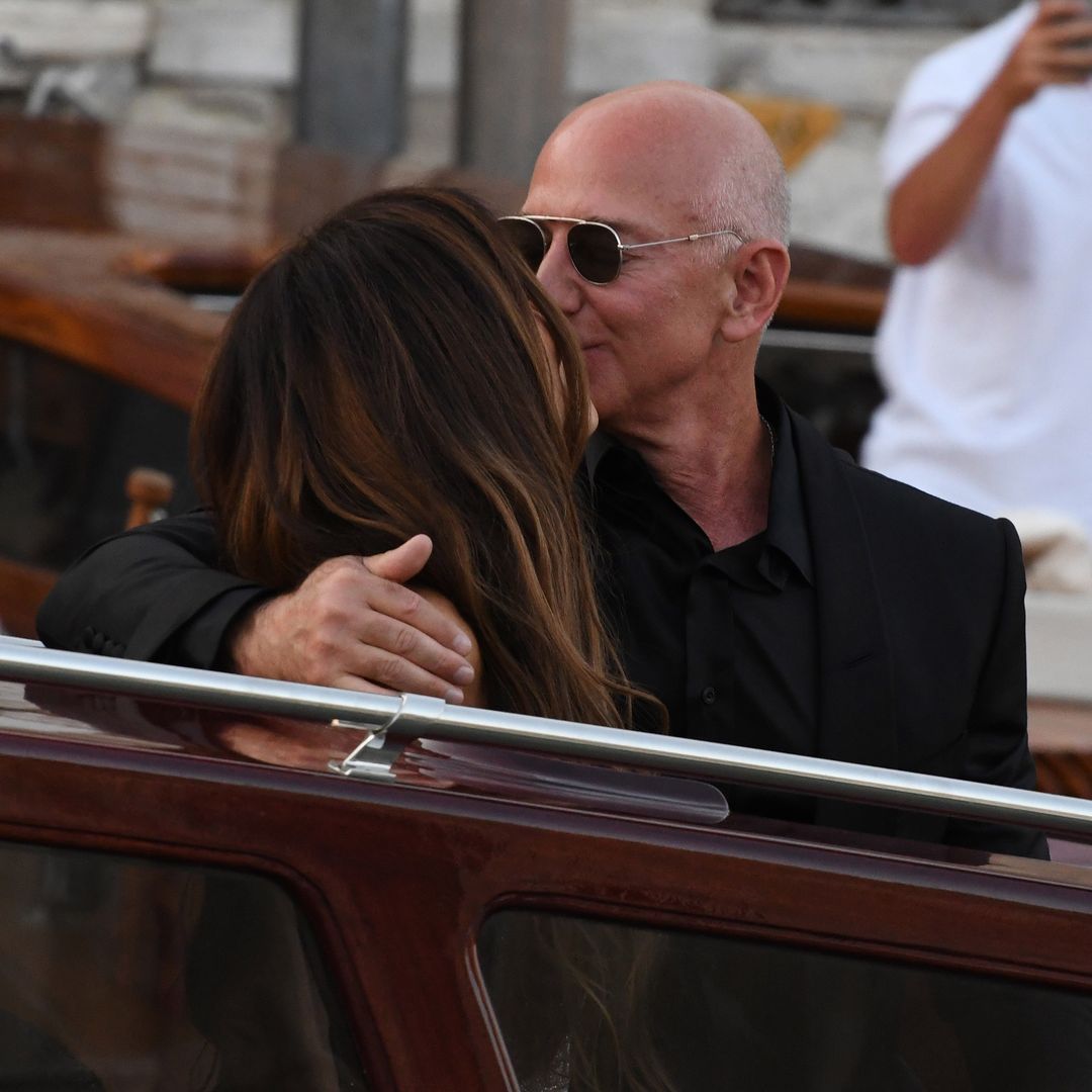 Lauren y Jeff sellan las celebraciones de su boda con su primer beso frente a las cámaras