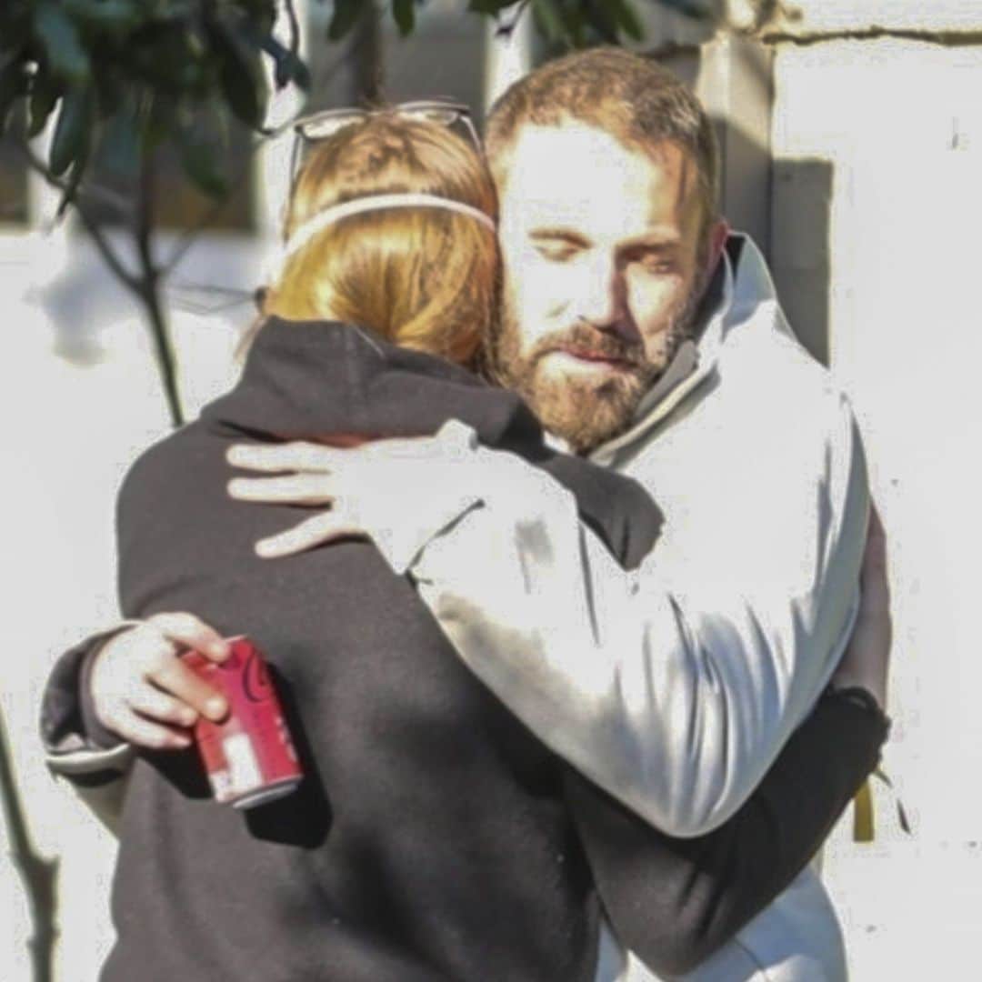 Ben Affleck encuentra en los brazos de su hija Violet, el mejor consuelo tras los incendios