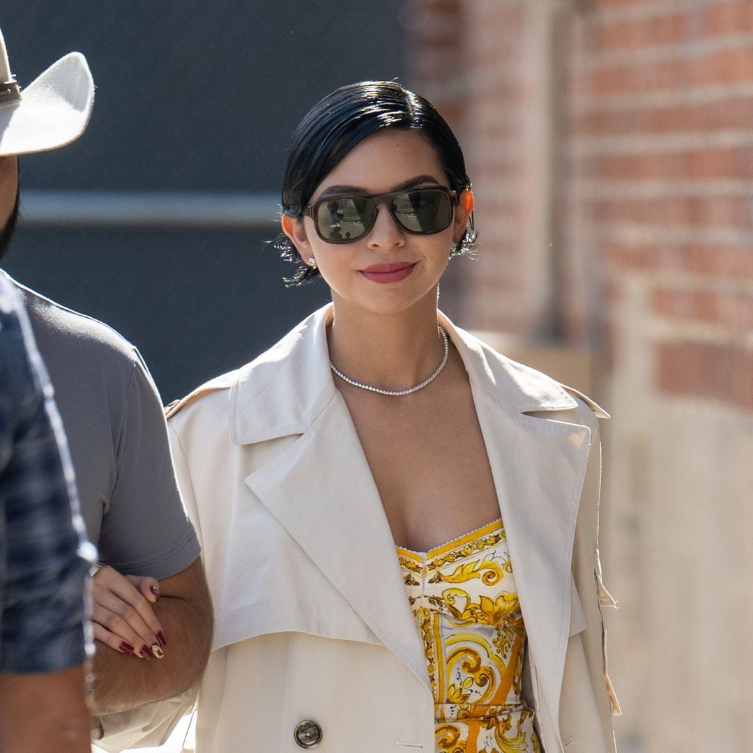 Ángela Aguilar deslumbra con un 'look' inspirado en las grandes divas de Hollywood