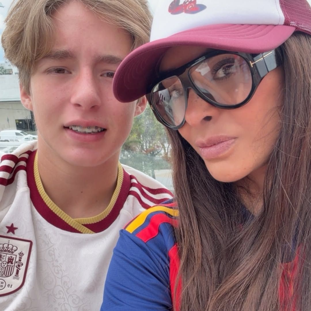 Entre fútbol y familia: Galilea Montijo, su novio y su hijo Mateo disfrutan del amistoso España-Perú