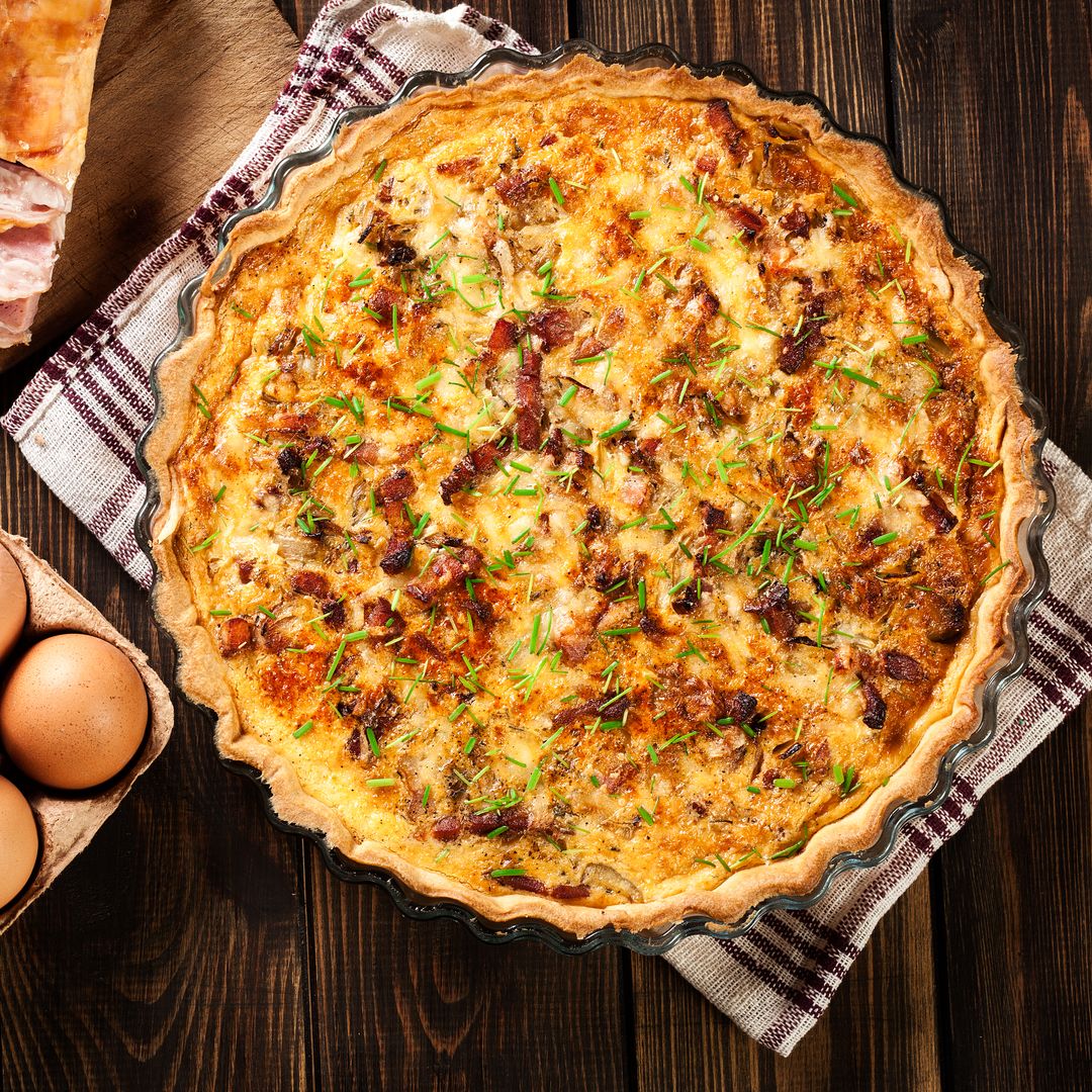 Cómo preparar al horno la Quiche Lorraine perfecta: receta paso a paso