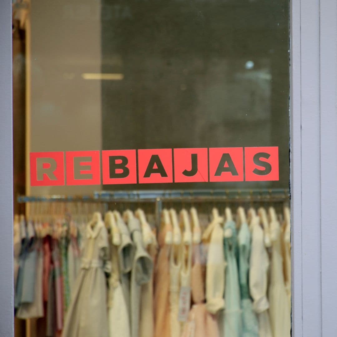 "Es como una jungla": la dura (y divertida) experiencia de una estadounidense en las rebajas españolas