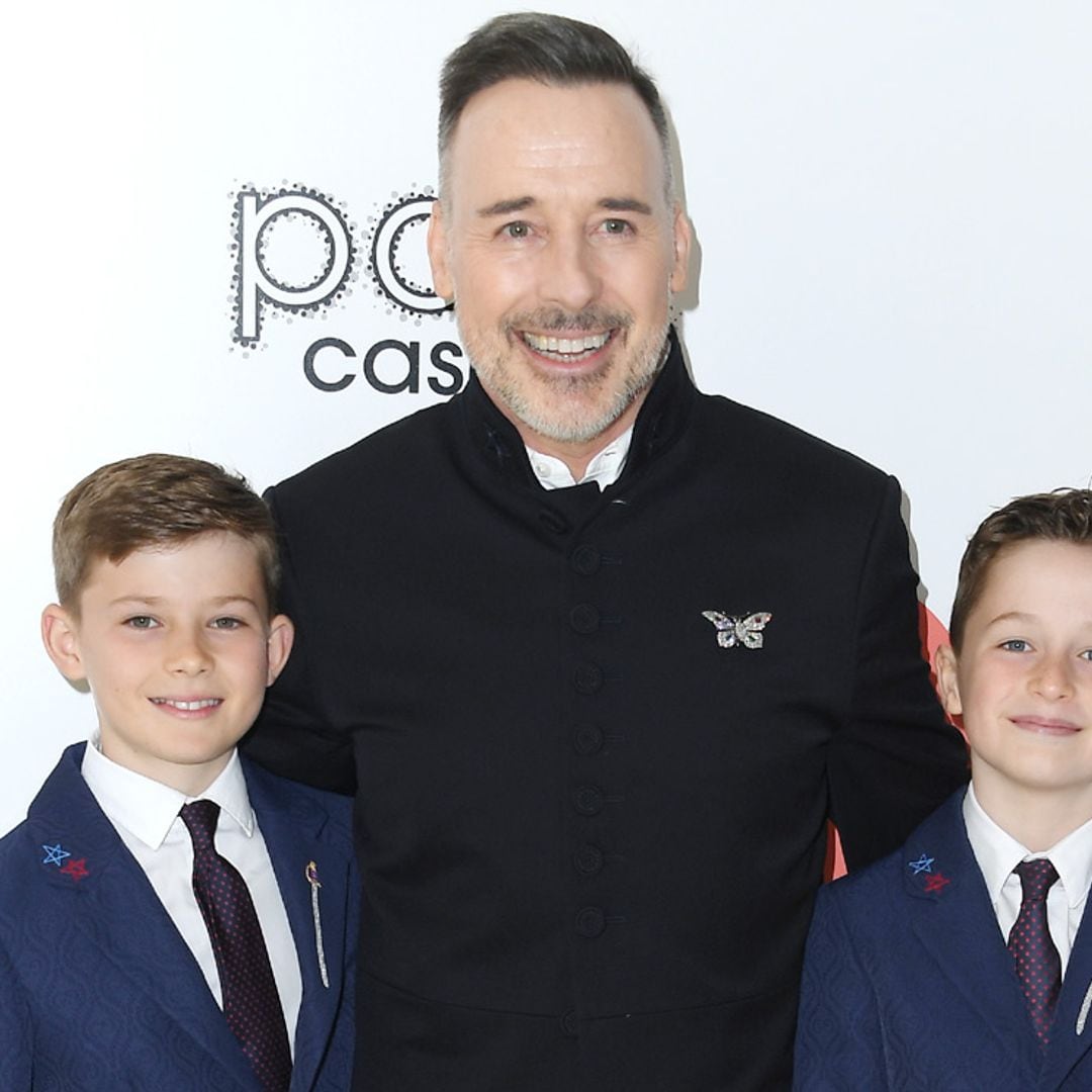 ¡Qué mayores están! Los hijos de Elton John, inesperados protagonistas de la legendaria fiesta de su padre