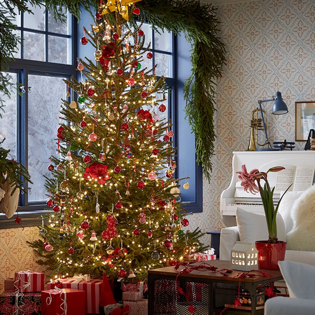 10 trucos de experto para tener el árbol de Navidad que mejor encaja en tu decoración... ¡y en tu casa!
