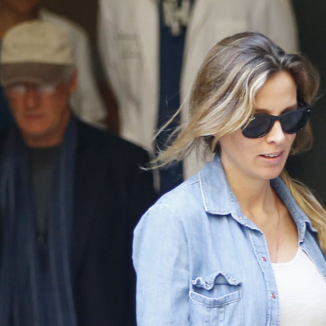 Alejandra Gere presume de embarazo por las calles de Madrid