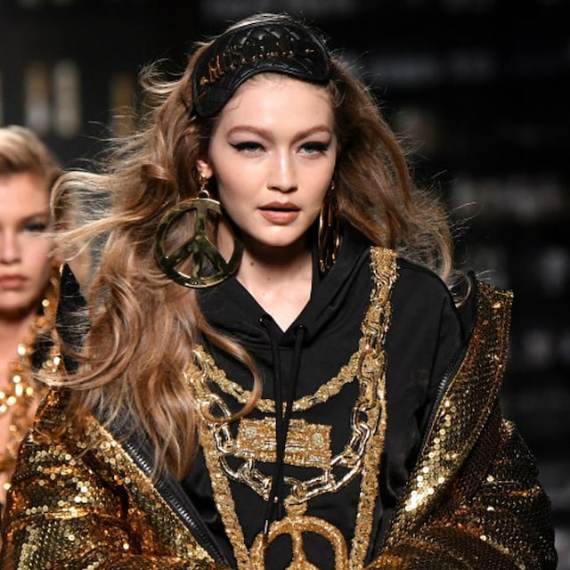 Gigi hadid moschino