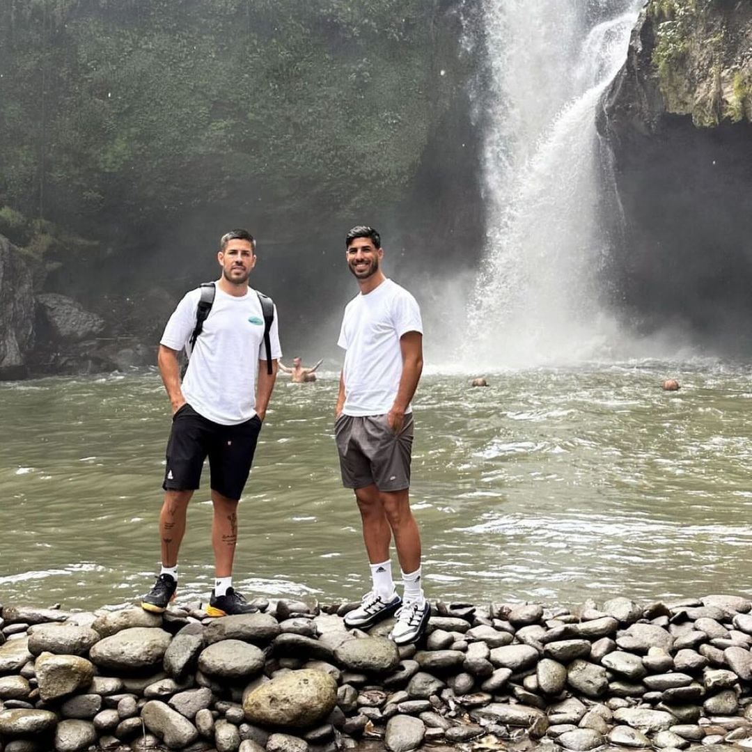 Marco Asensio se relaja junto a su hermano Igor en un espectacular viaje a Bali tras su divorcio de Sandra Garal
