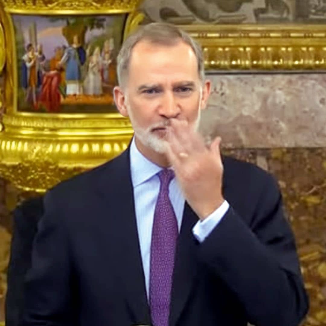 HOLA + 4170 FELIPE VI BANQUETE