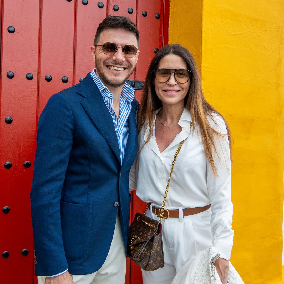 Joaquín Sánchez y Susana Saborido contra viento y marea: de la mano y sonrientes en los toros