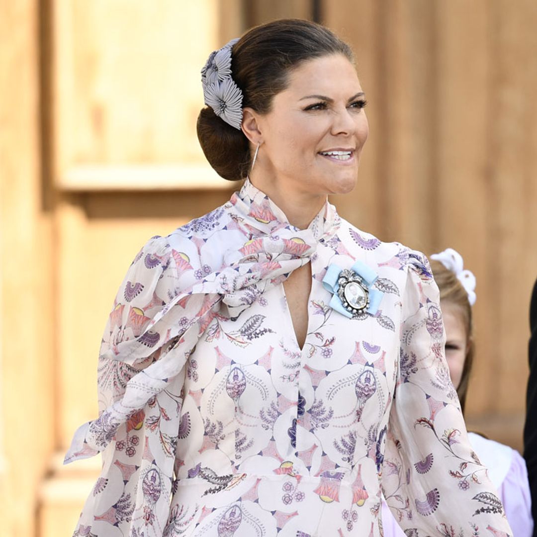 Victoria de Suecia, la princesa Magdalena y otros looks de invitada en el bautizo de Julian