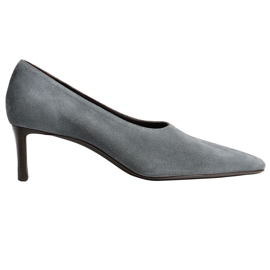 Zapato de tacón, de ante (970 €), de Khaite