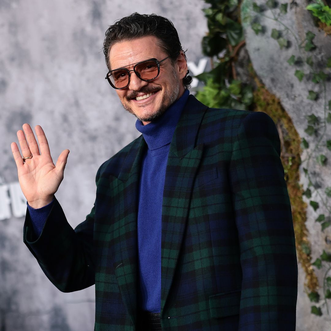 Pedro Pascal habla por primera vez de su cercanía con Jennifer Aniston