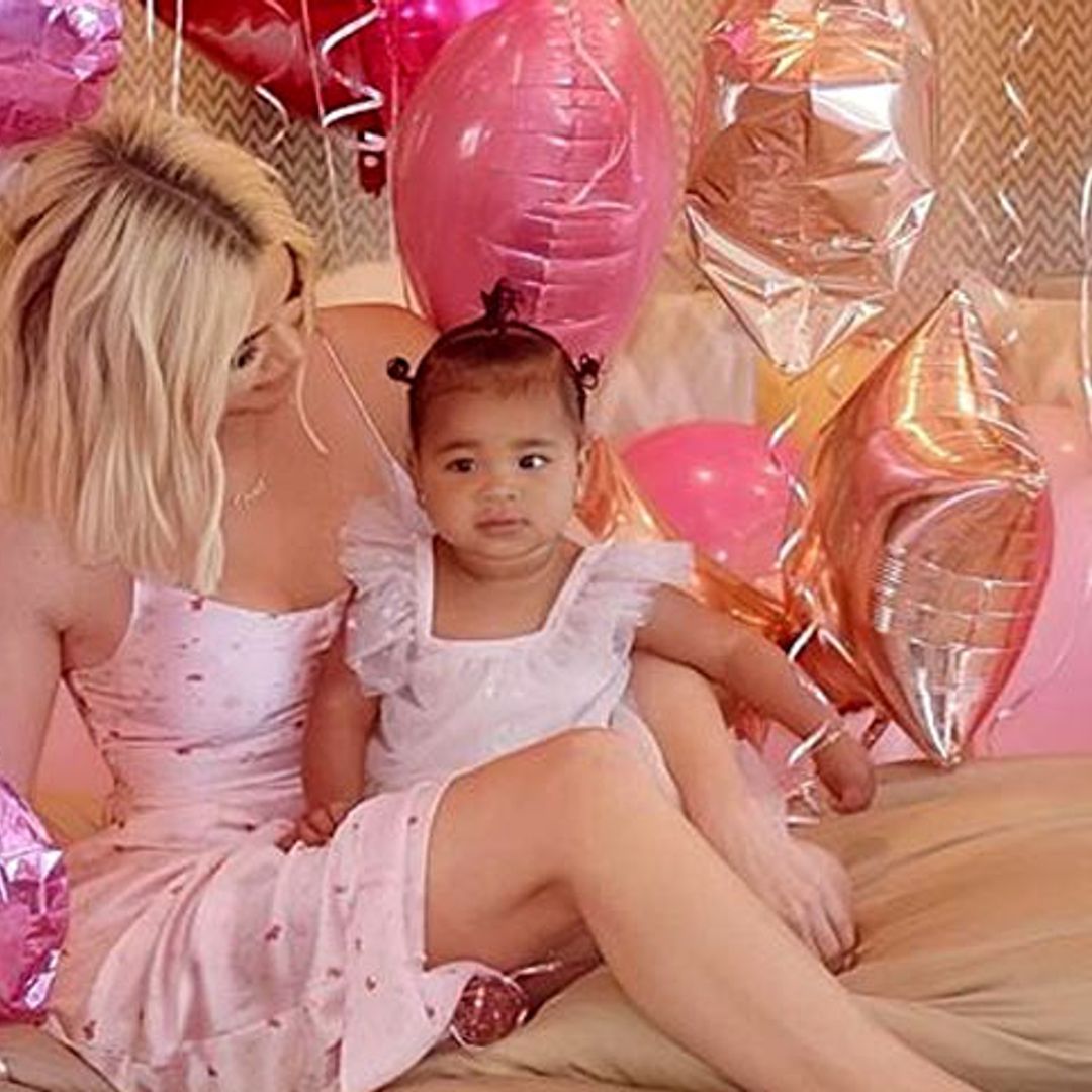 ¡Para comérsela! True, la hija de Khloé Kardashian, celebra su primer añito con la fiesta más glamurosa