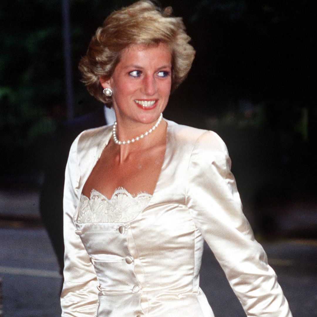 El diseñador favorito de Diana de Gales vestirá a Camilla en su coronación