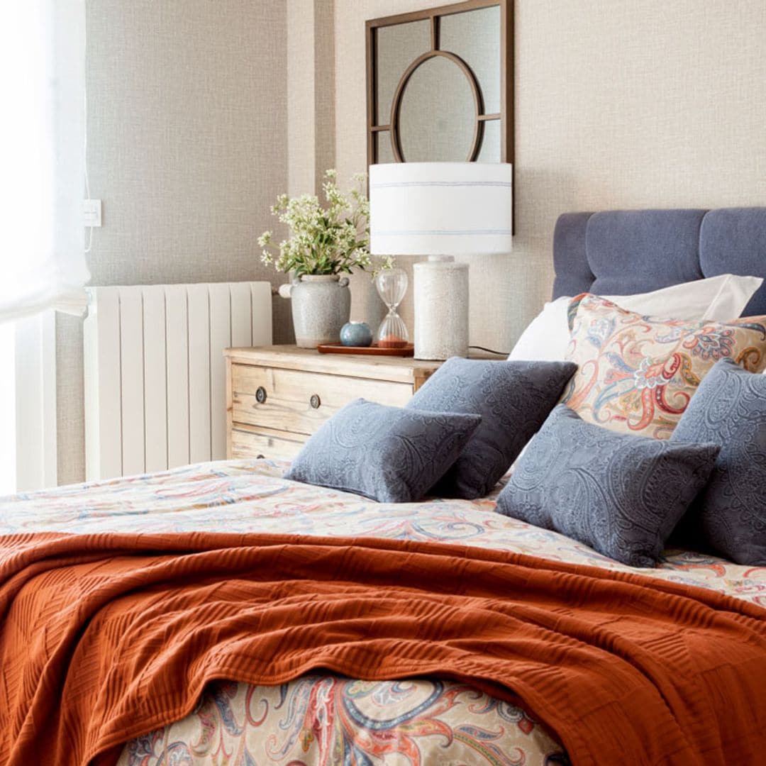 Cojines en la cama best sale