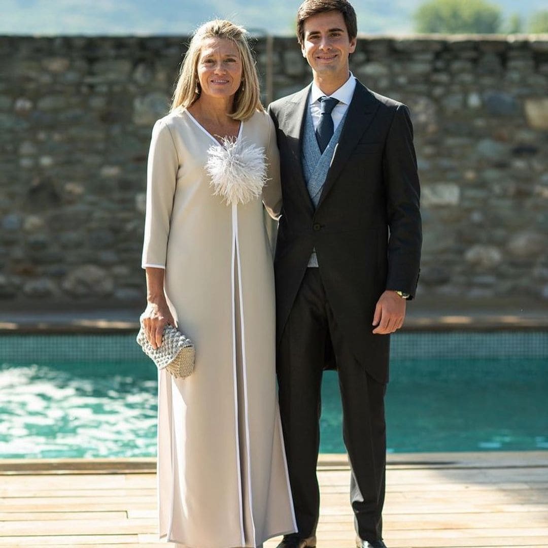 10 reglas de protocolo en una boda civil que solo las madrinas expertas conocen