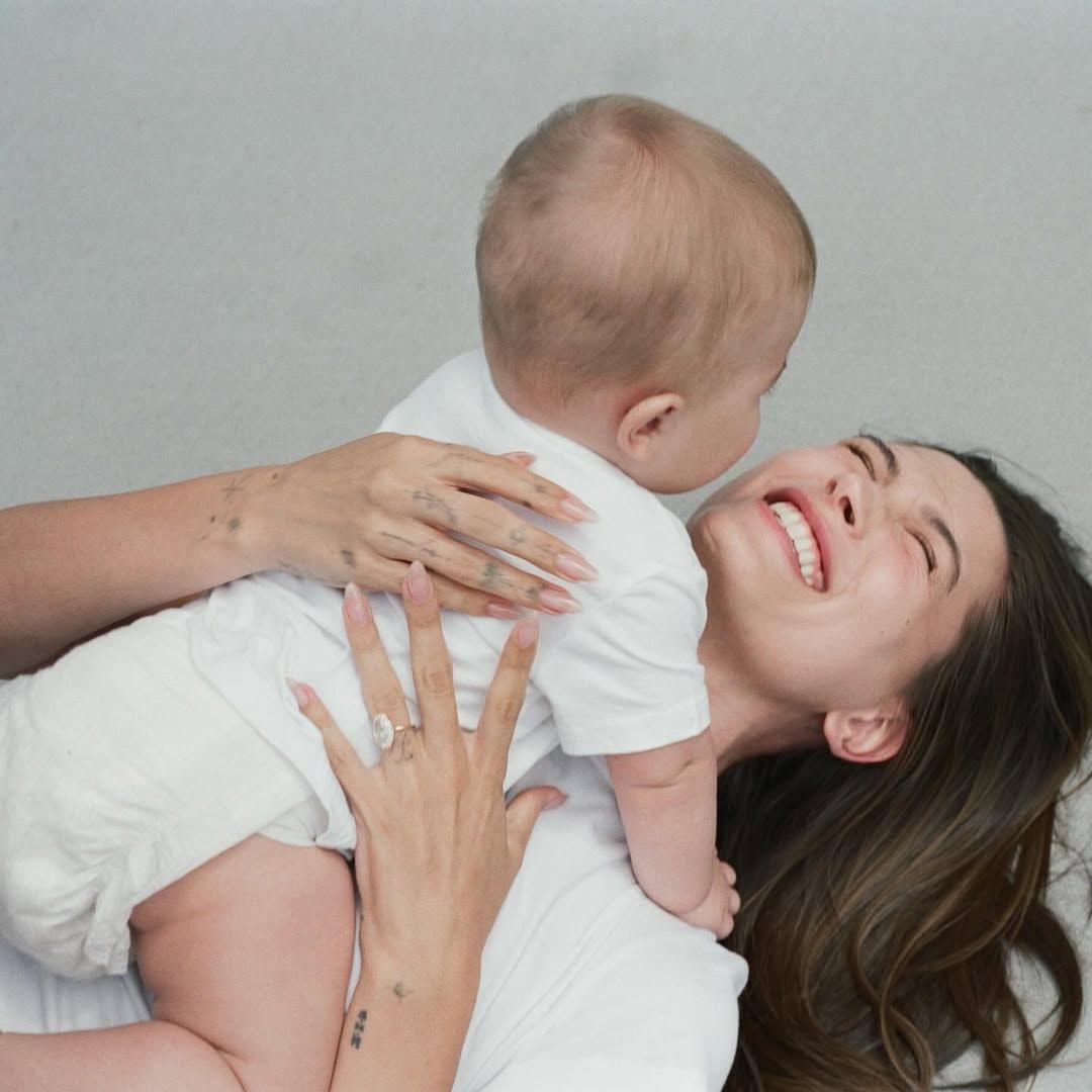 Hailey Bieber y el guiño a Justin a través de su hijo: Jack Blues, igualito a su padre para celebrar los Grammy