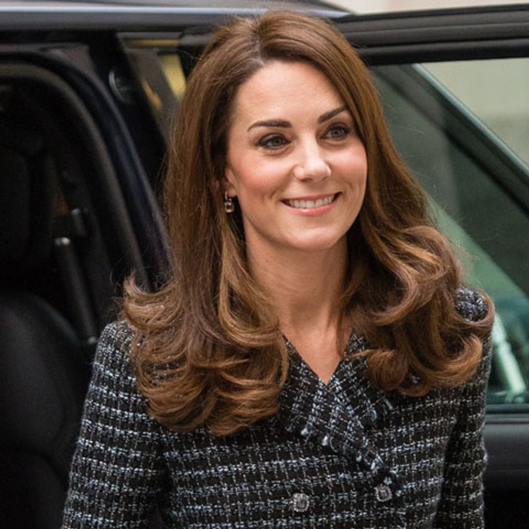 El nuevo traje de Kate Middleton podría contar con la aprobación de la reina Isabel