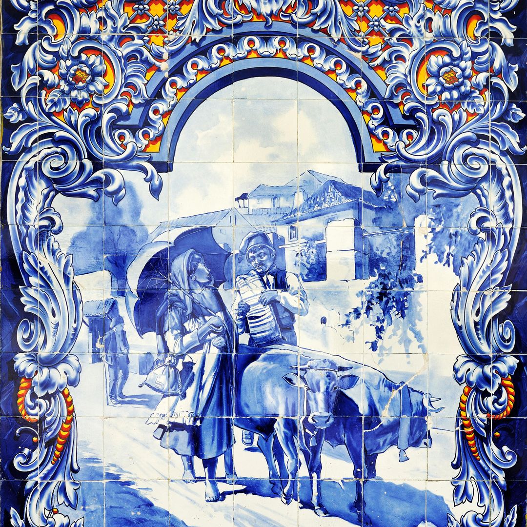Azulejos tradicionales del mercado de Santarém, Portugal