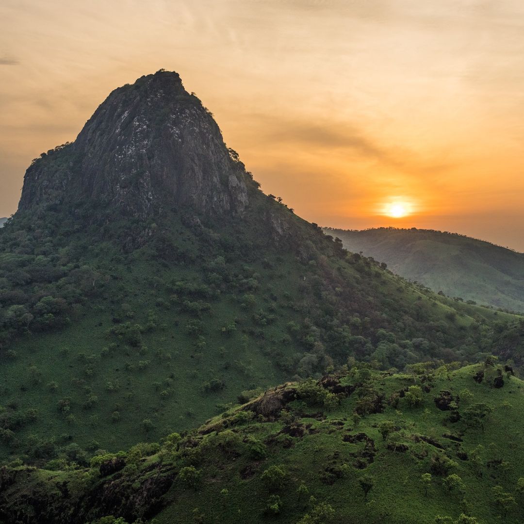 Atardecer en las montañas de Boma-Badingilo, Sudán del Sur