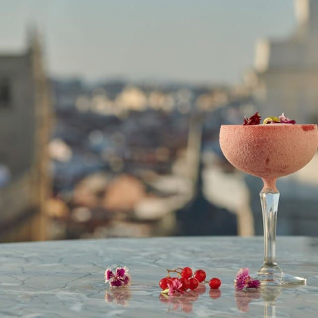 coctel.hyatt.rosa