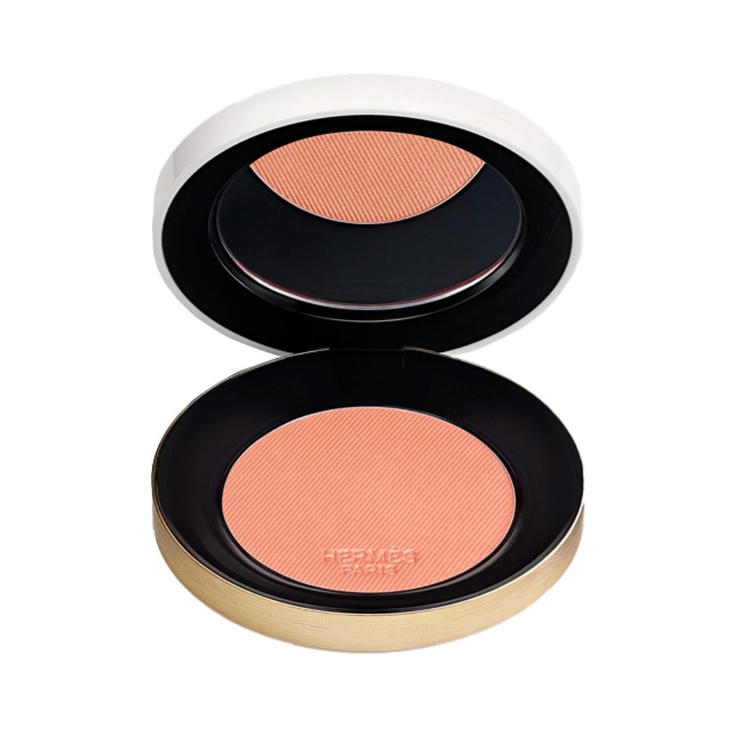 Colorete en polvo 'Silky Blush Rose Doré' (75 €), de Hermès